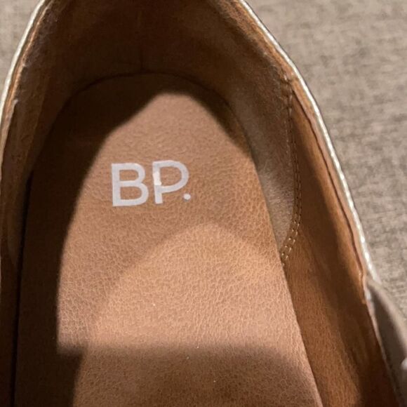 Nordstrom BP Marian Gold Metallic Ruffle Slip On Platform Shoes Size 6 1/2 - Picture 5 of 9